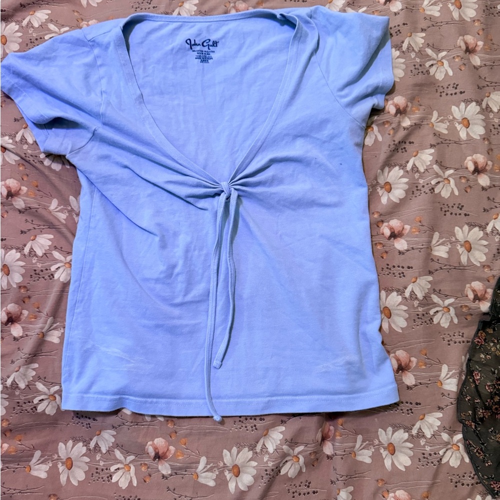 Brandy Melville Light Blue Short Sleeve Tee - Picture 5 of 9